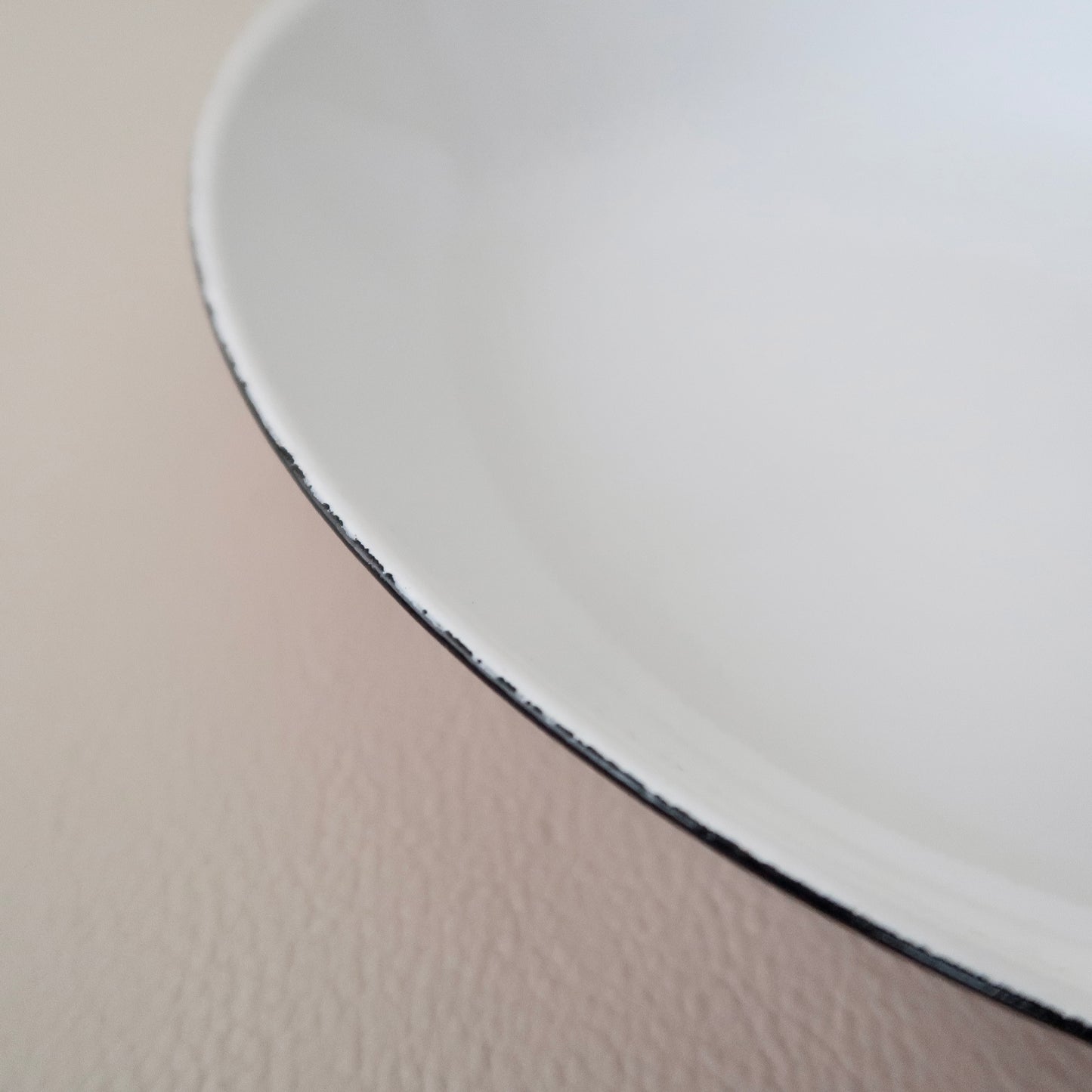 <UNUSED> Old ARABIA 8 inch Enamel Omlet Pan